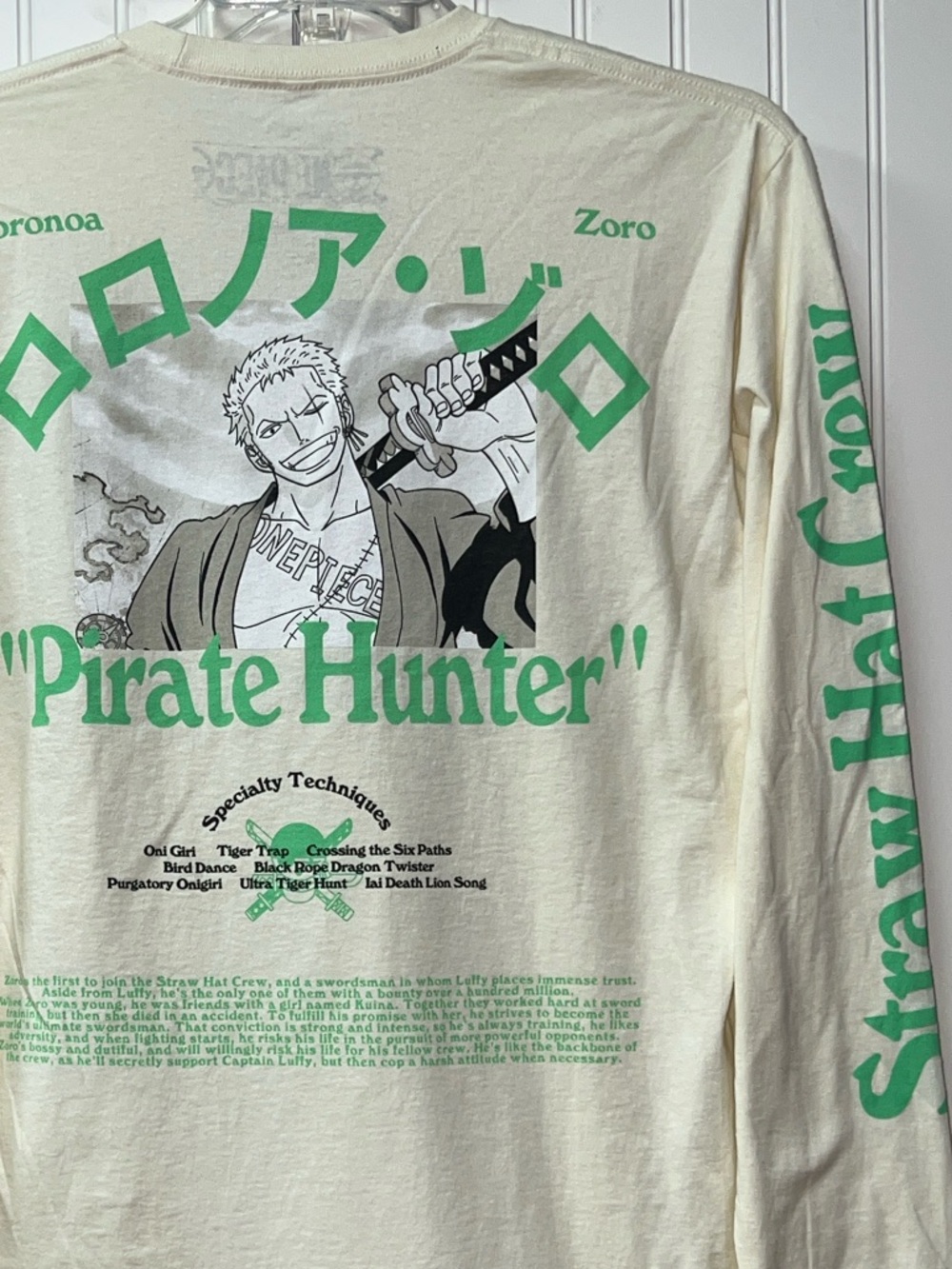 One Piece Straw Hat Crew Roronoa Zoro L/S Shirt L NWOT